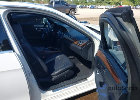 2012 Mercedes-Benz E 350 из США, поврежденный, VIN WDDHF5KB6CA657693